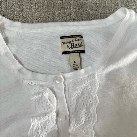 Heritage white cardigan with ruffles - Picture 2 of 3